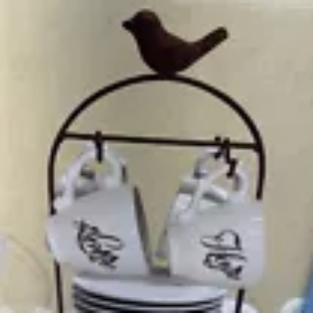 Cracker Barrel Cups and saucers with stand